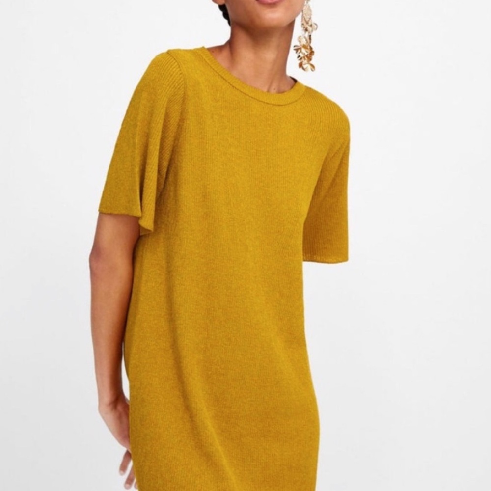 NWOT Zara Knit Mustard colored (Yellow Gold)  Knit Short Sleeve knit dresss